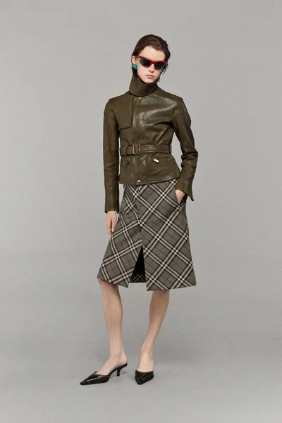 Look 11